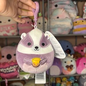Mita the honey badger Squishmallows Clip NWT
